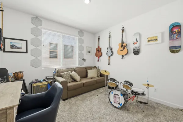 $1,769,000 | 305 Creekview Court, San Marcos, CA 92078