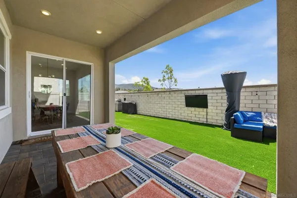 $1,769,000 | 305 Creekview Court, San Marcos, CA 92078