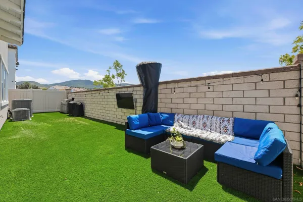 $1,769,000 | 305 Creekview Court, San Marcos, CA 92078