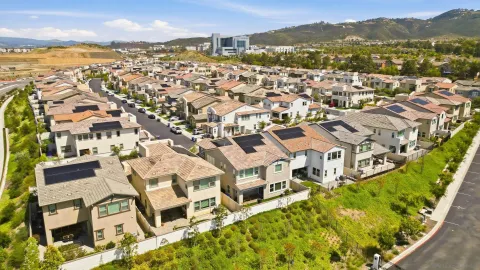 $1,769,000 | 305 Creekview Court, San Marcos, CA 92078