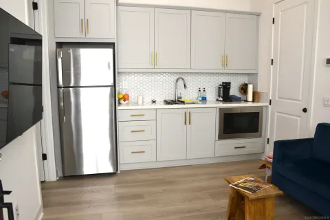 $1,769,000 | 305 Creekview Court, San Marcos, CA 92078