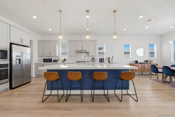 $1,769,000 | 305 Creekview Court, San Marcos, CA 92078