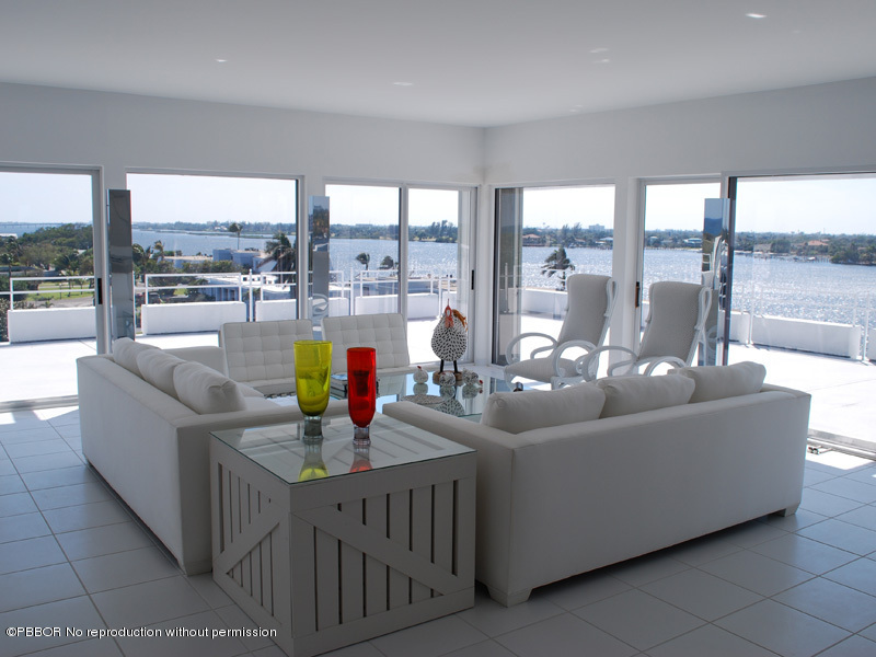 2155 Ibis Isle Road, Unit TW Palm Beach, FL 33480 - Photo 1 of 12 Living Room