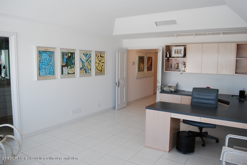 2155 Ibis Isle Road, Unit TW Palm Beach, FL 33480 - Photo 6 of 12 Office