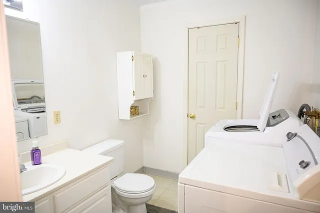 $299,000 | 12 South Nace Lane, Dover, DE 19901