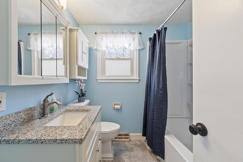 34 Northside Road Charlton, MA 01507 - Photo 19 of 38 Gallery Image 19