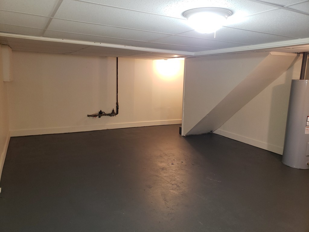 42-44 Chester Street Springfield, MA 01105 - Photo 10 of 11