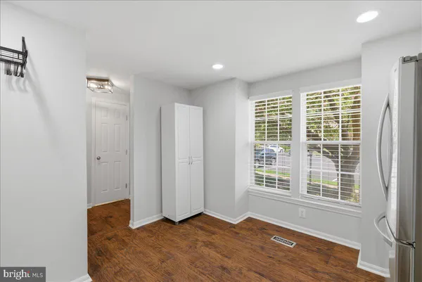 $3,400 | 1490 Autumn Ridge Circle, Reston, VA 20194