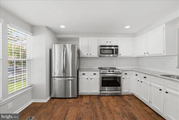 $3,400 | 1490 Autumn Ridge Circle, Reston, VA 20194