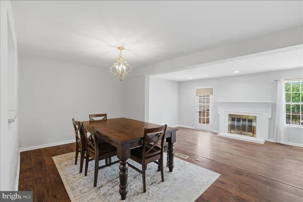 $3,400 | 1490 Autumn Ridge Circle, Reston, VA 20194