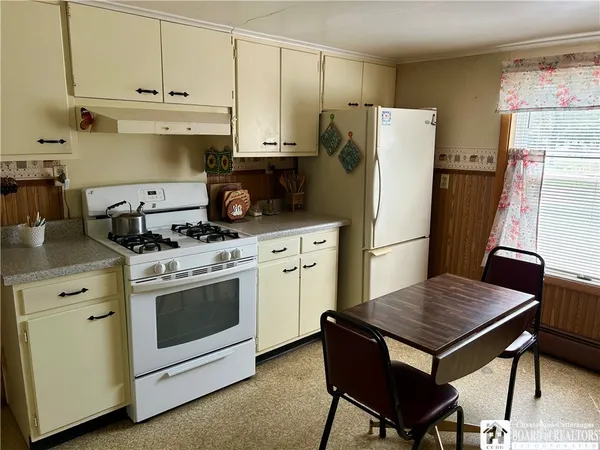 $140,000 | 117 Howard Street, Pomfret, NY 14063