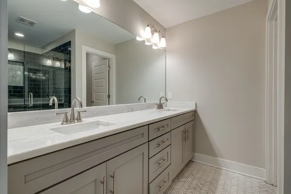$3,800 | 1622 B Porter Avenue, Nashville, TN 37206