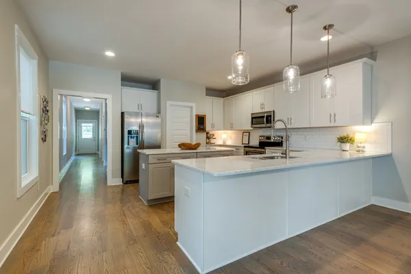 $3,800 | 1622 B Porter Avenue, Nashville, TN 37206