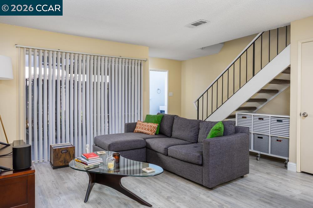 5468 Roundtree Place, Unit P Concord, CA 94521 - Photo 5 of 20