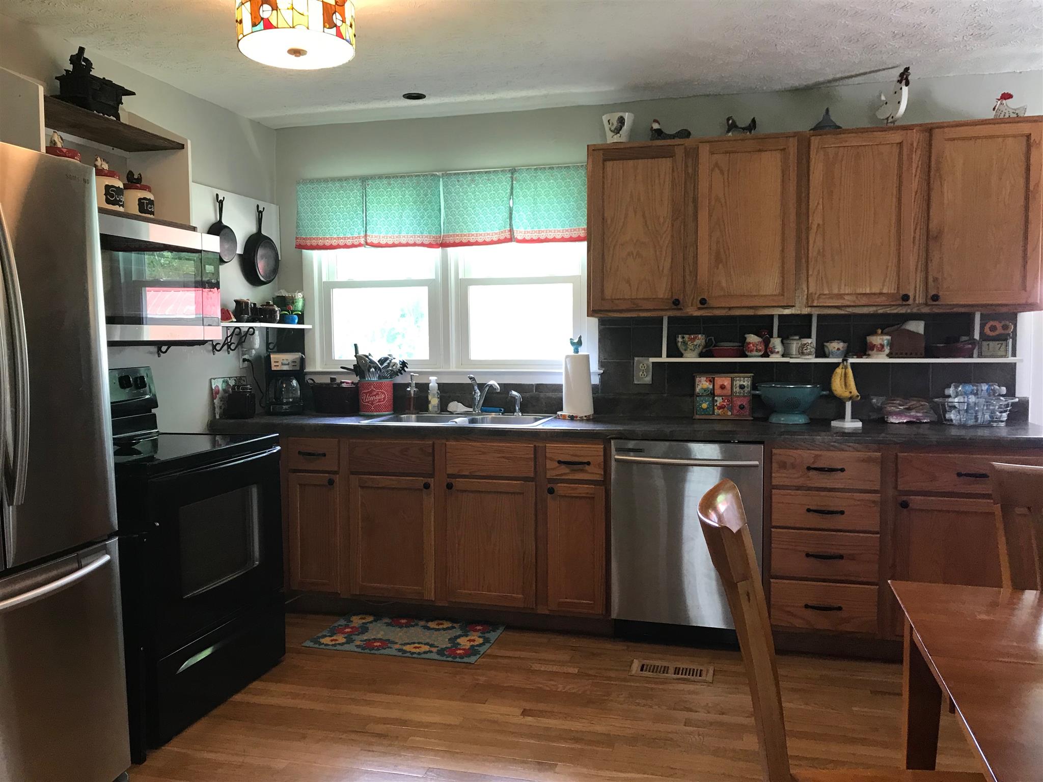 204 B Hall Road White Bluff, TN 37187 - Photo 8 of 19 Gallery Image 8