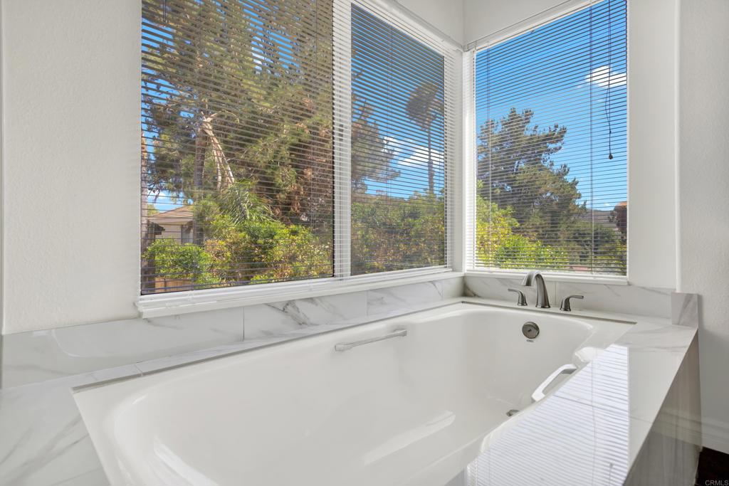 13925 Carmel Ridge Road San Diego, CA 92128 - Photo 36 of 45