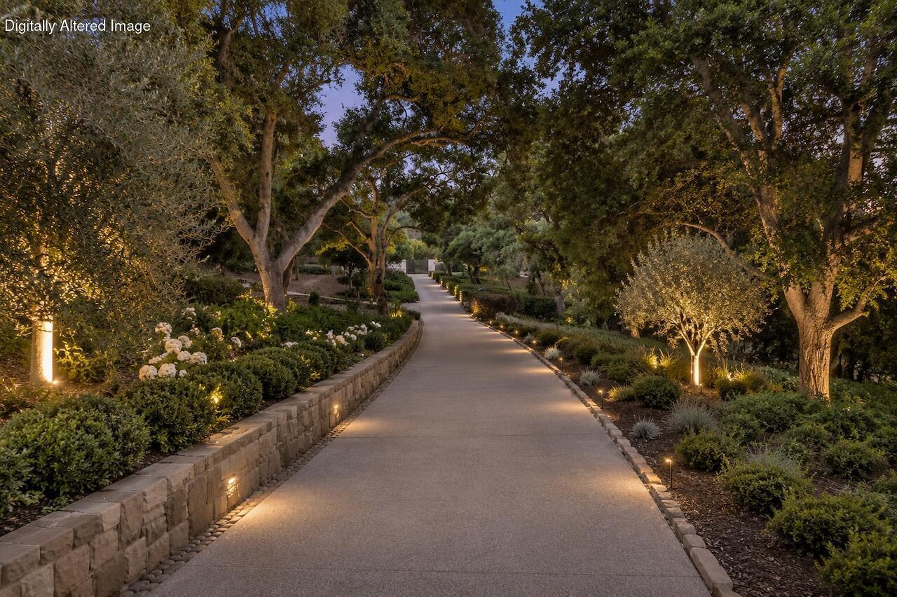 1445 School House Road Montecito, CA 93108 - Photo 39 of 46 Driveway - 1