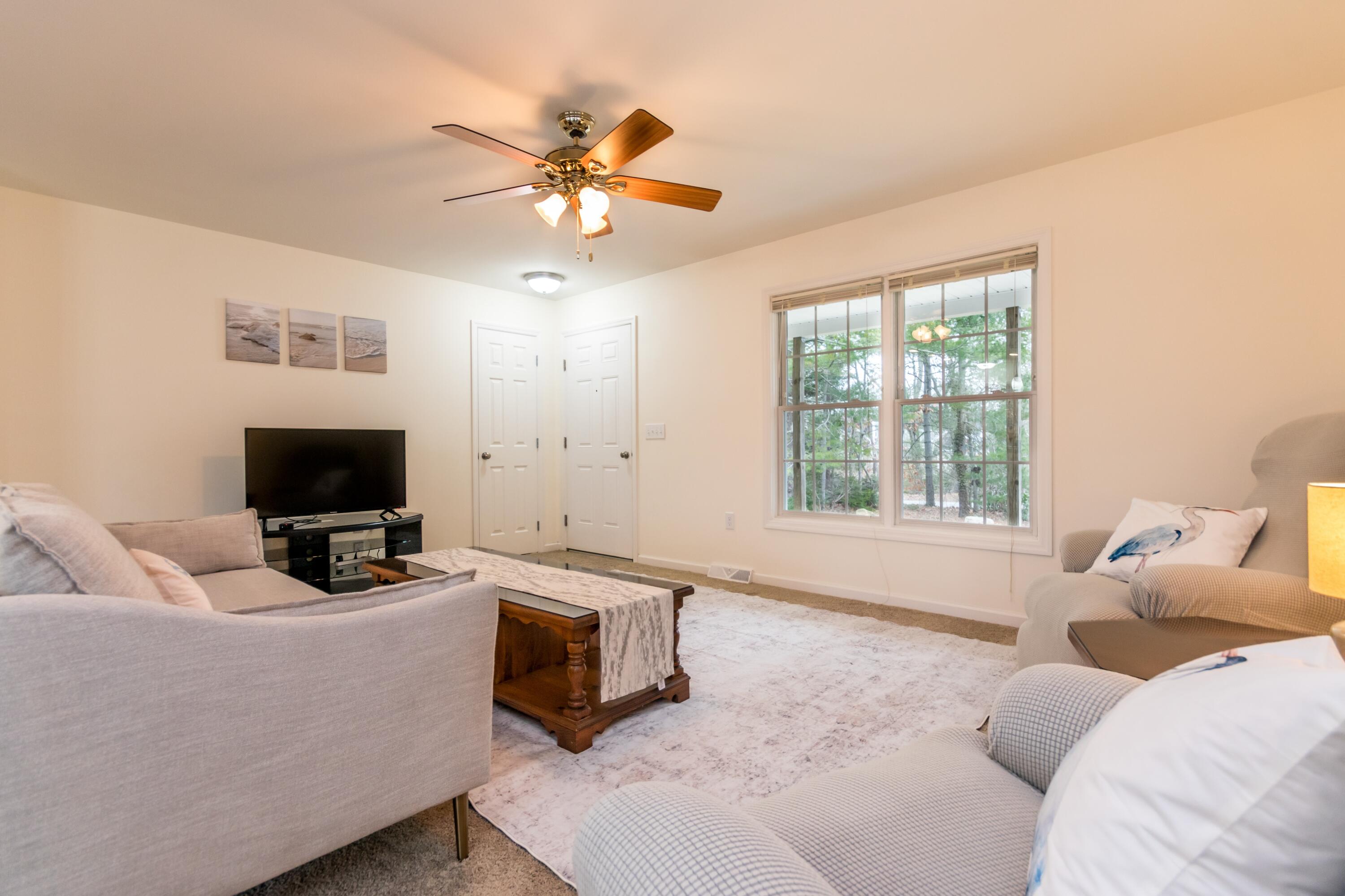 98 Leland Road Brewster, MA 02631 - Photo 4 of 38 Living room