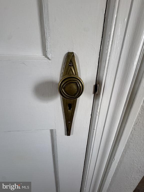 10720 Courthouse Road Fredericksburg, VA 22407 - Photo 17 of 27 Some charming vintage hardware