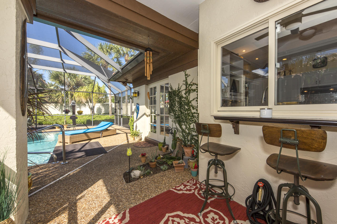 5371 Southeast Merion Way Stuart, FL 34997 - Photo 20 of 40 covered patio