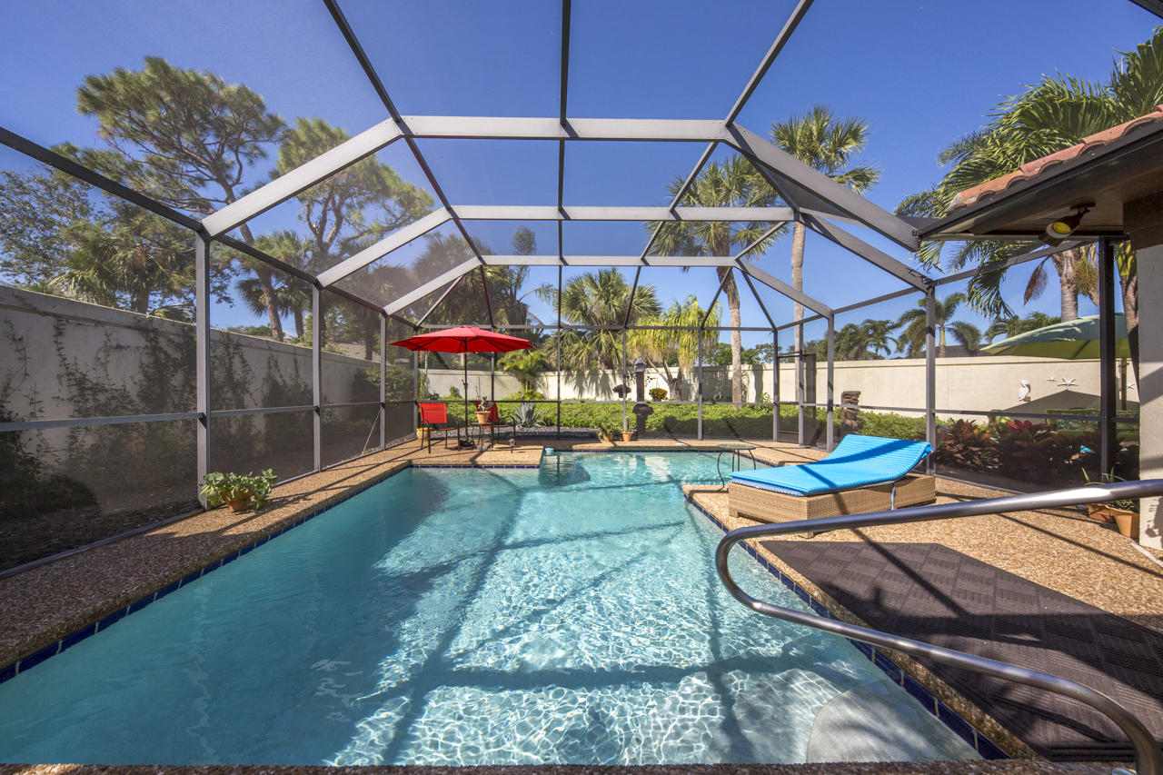 5371 Southeast Merion Way Stuart, FL 34997 - Photo 26 of 40 Pool