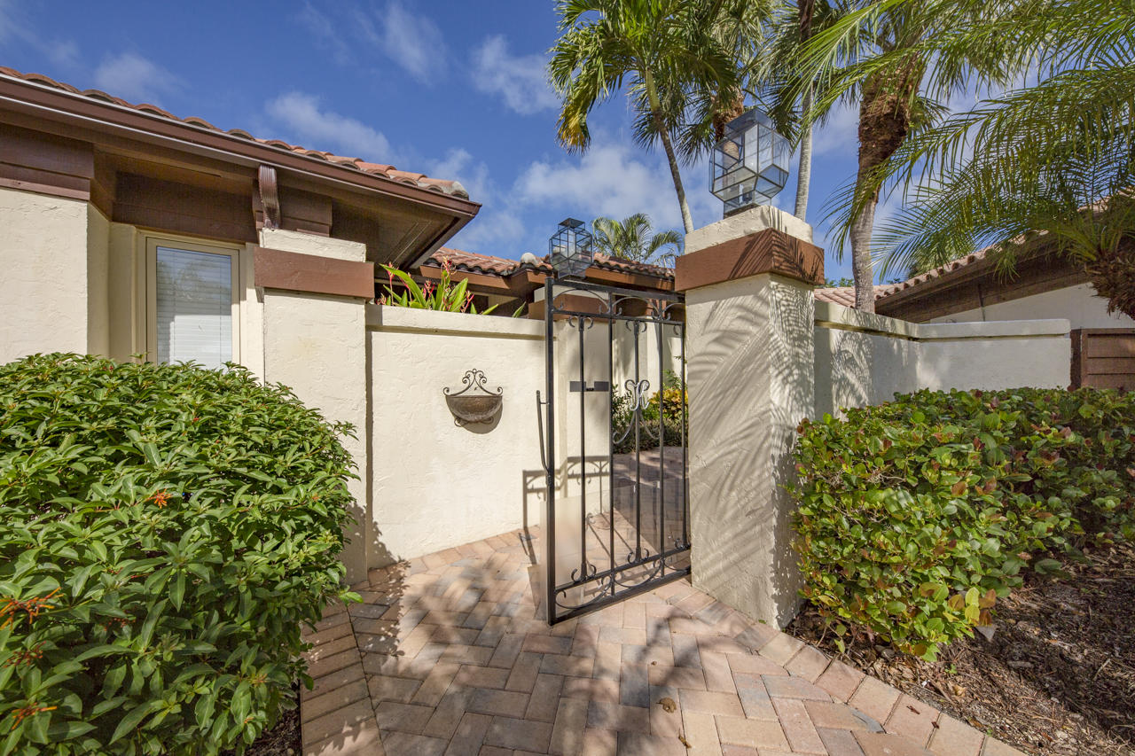 5371 Southeast Merion Way Stuart, FL 34997 - Photo 5 of 40 untitled-4