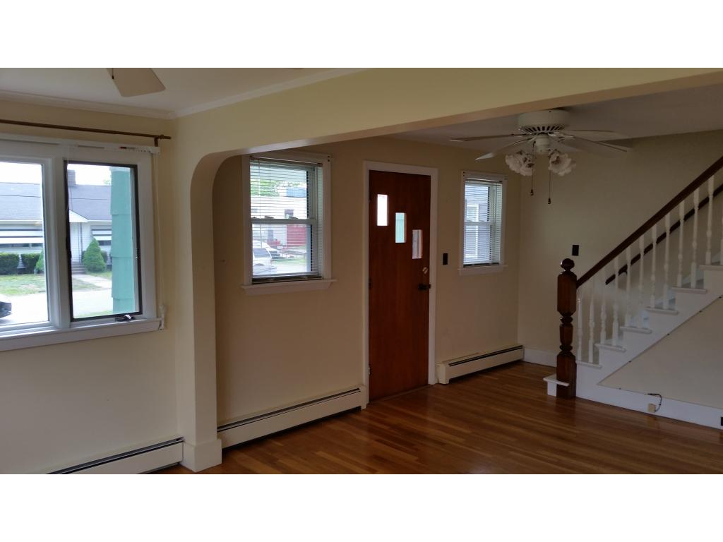 32 Stevens Street Manchester, NH 03103 - Photo 3 of 5 Gallery Image 3