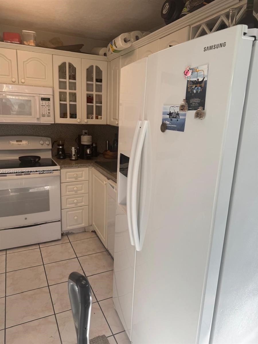 6901 Southwest 129th Avenue, Unit 4 Miami, FL 33183 - Photo 1 of 3