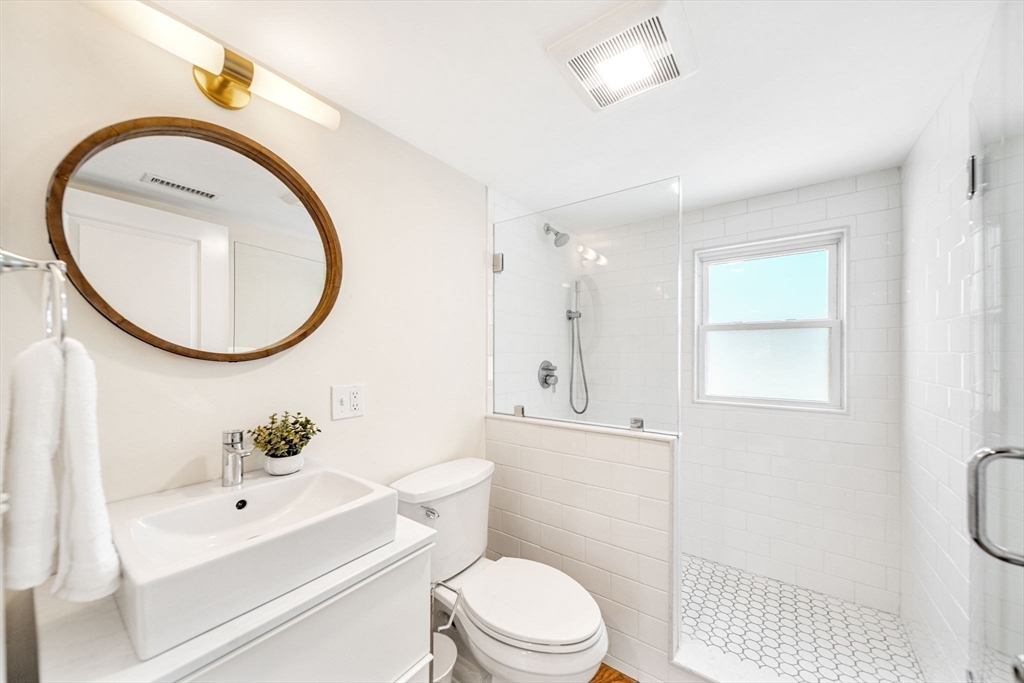 72 Oakcrest Road Needham, MA 02492 - Photo 14 of 26