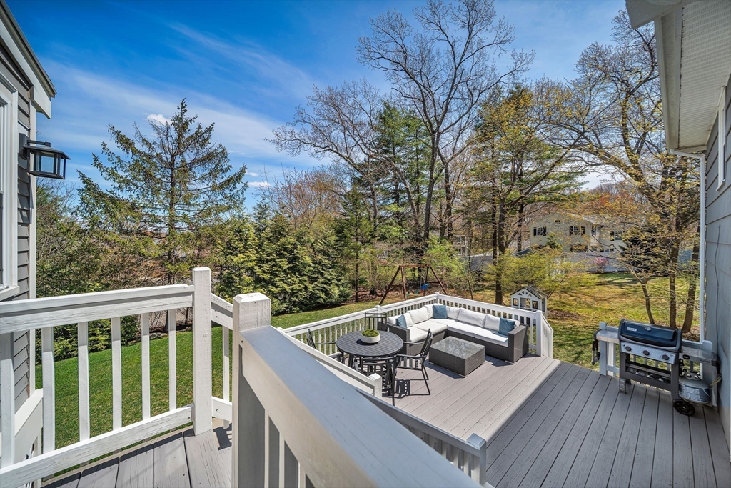 72 Oakcrest Road Needham, MA 02492 - Photo 19 of 26