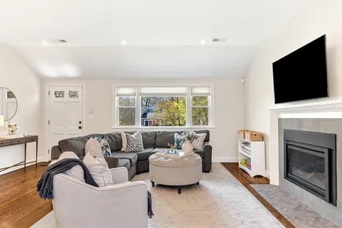 $1,379,000 | 72 Oakcrest Road, Needham, MA 02492