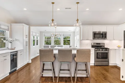 $1,379,000 | 72 Oakcrest Road, Needham, MA 02492