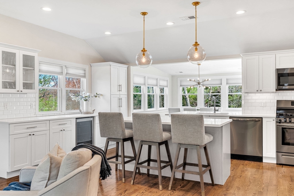 72 Oakcrest Road Needham, MA 02492 - Photo 6 of 26