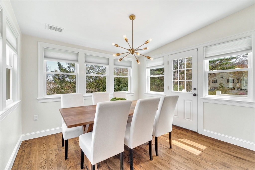 72 Oakcrest Road Needham, MA 02492 - Photo 7 of 26