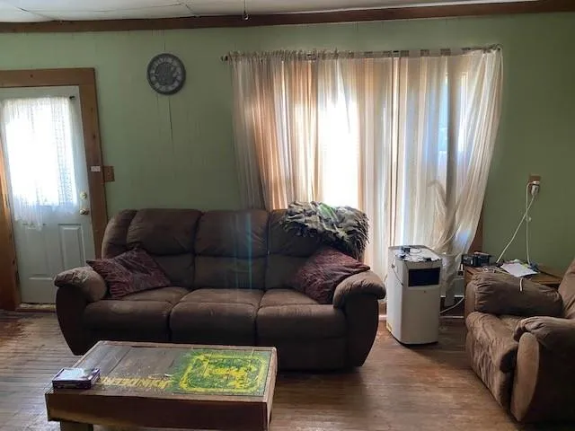 $68,500 | 407 Grand Avenue, Forest City, MO 64451