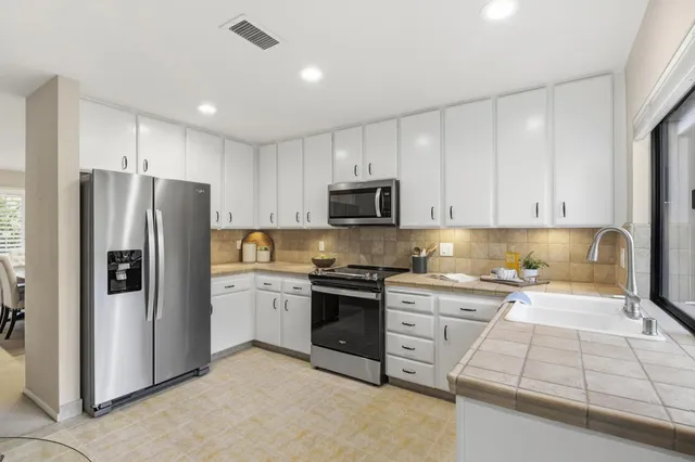 $495,000 | 2264 Swarthmore Drive, Sacramento, CA 95825