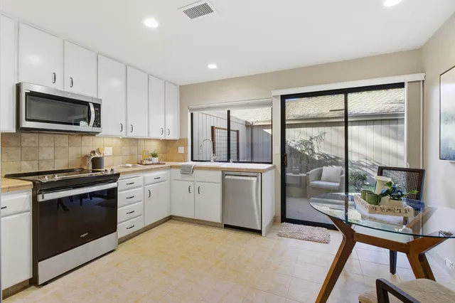 $495,000 | 2264 Swarthmore Drive, Sacramento, CA 95825