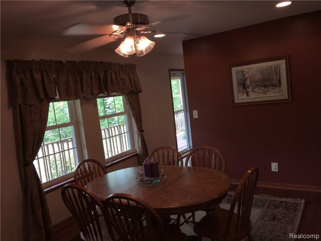 5394 Howe Road Grand Blanc, MI 48439 - Photo 9 of 36 IMG_2027.JPG