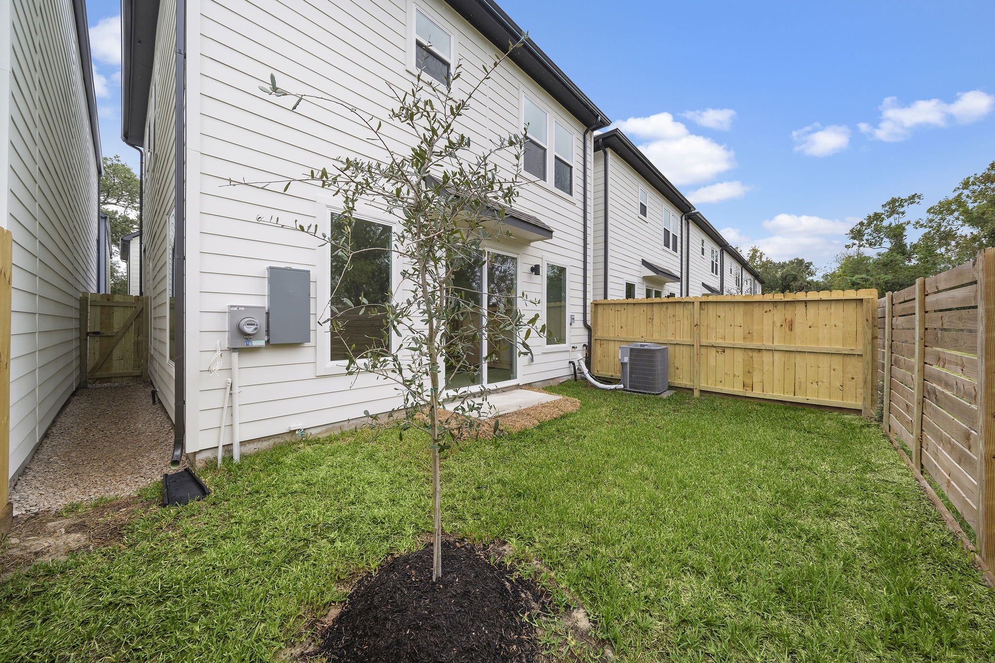 28G Bucan Street, Unit B Houston, TX 77076 - Photo 34 of 35