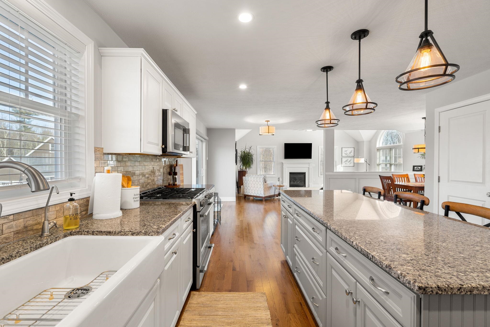 9 Innisbrook Drive Pelham, NH 03076 - Photo 6 of 37