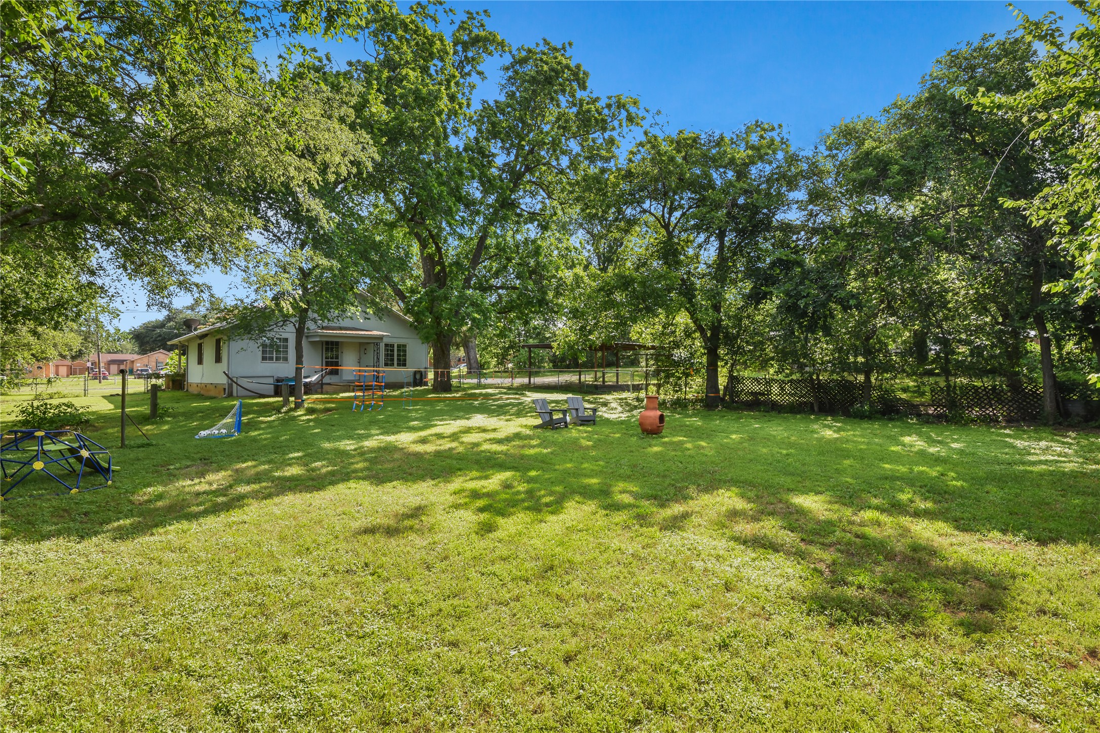 528 Old McDade Road Elgin, TX 78621 - Photo 4 of 40 3.3 acre lot is full of possibilities. Imagine an urban farm, raising livestock or horses, building additional homes or storage structures.