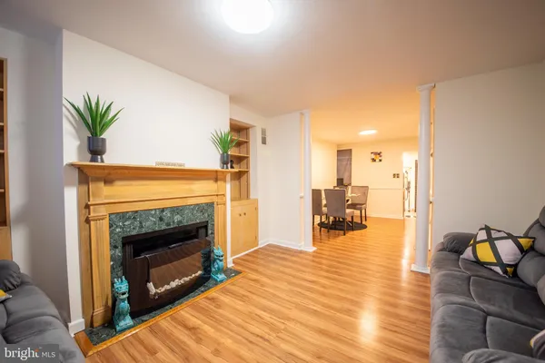 $1,600 | 913 West Lombard Street, Baltimore, MD 21223