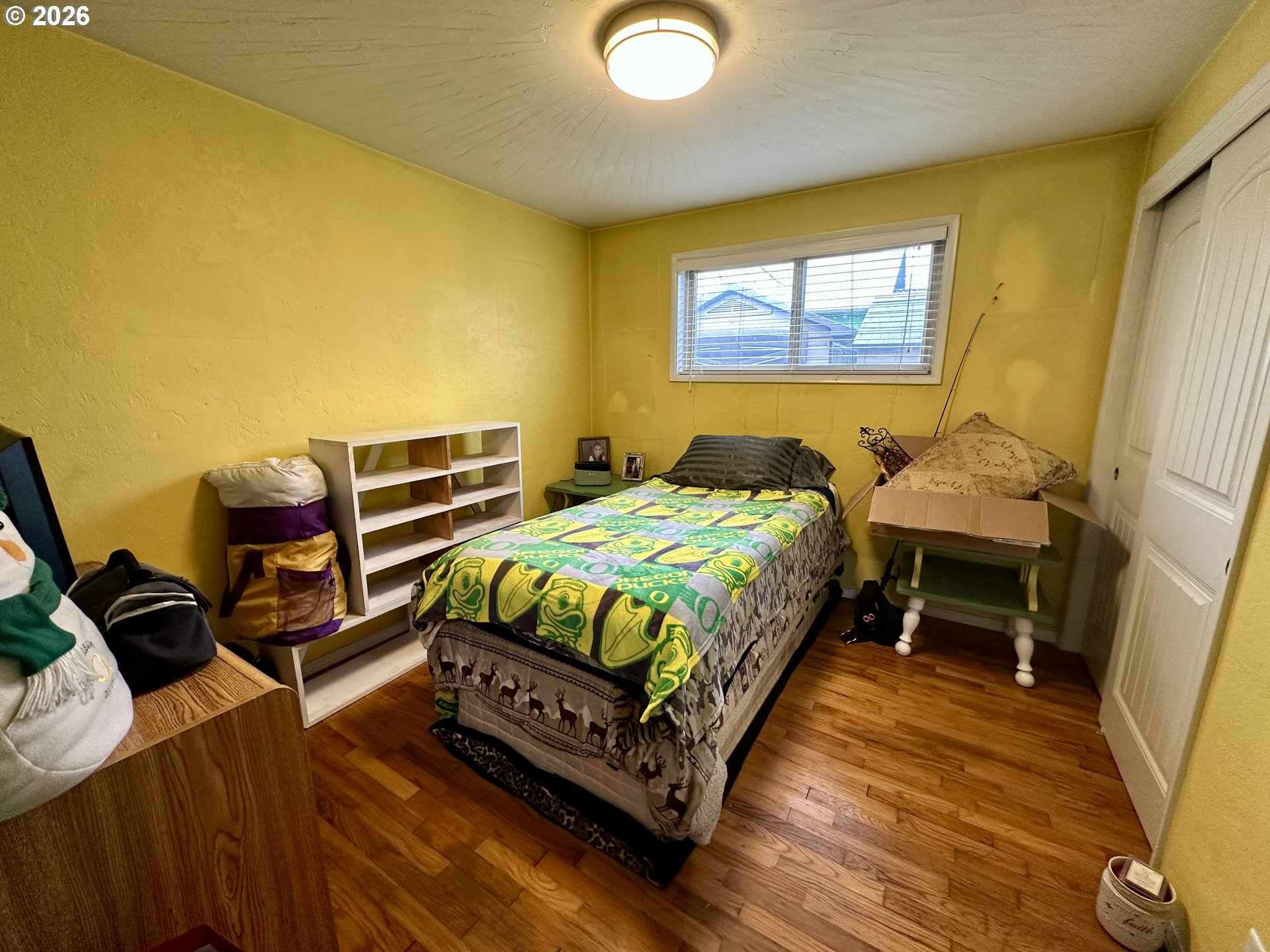 5664 Highbanks Road Springfield, OR 97478 - Photo 23 of 48 a bedroom with a bed and dresser