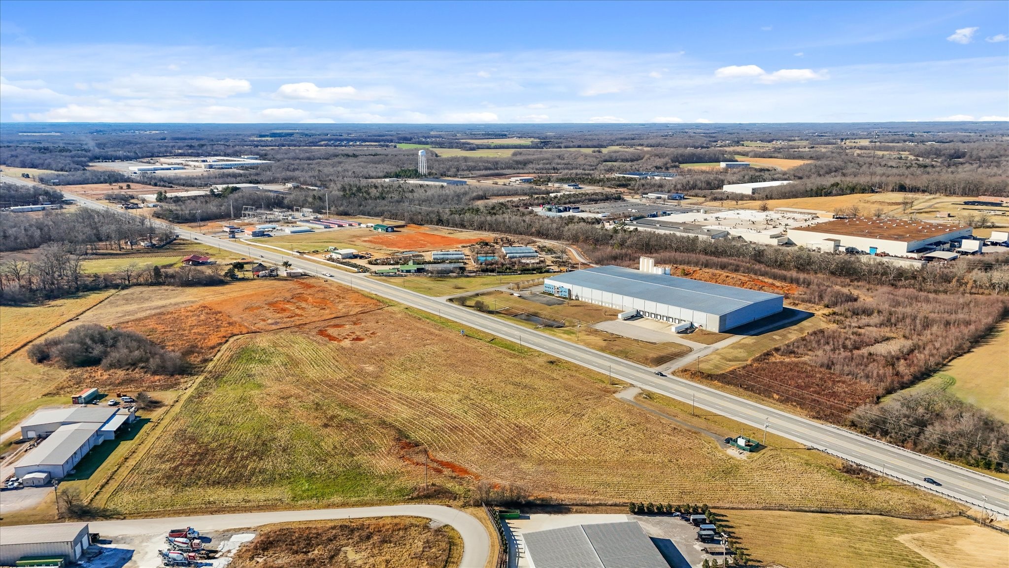 0 Manchester Highway Morrison, TN 37357 - Photo 9 of 27 a view of a city