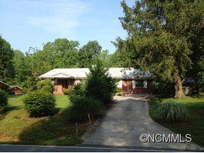 1204 North Country Club Road Brevard, NC 28712 - Photo 2 of 21 Gallery Image 2
