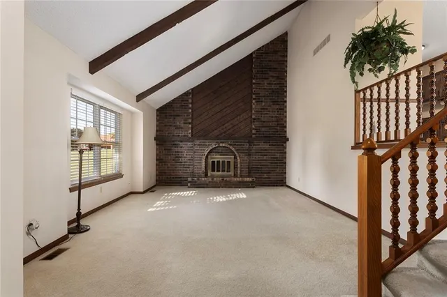 $525,000 | 2120 Pin Oak Drive, Liberty, MO 64068