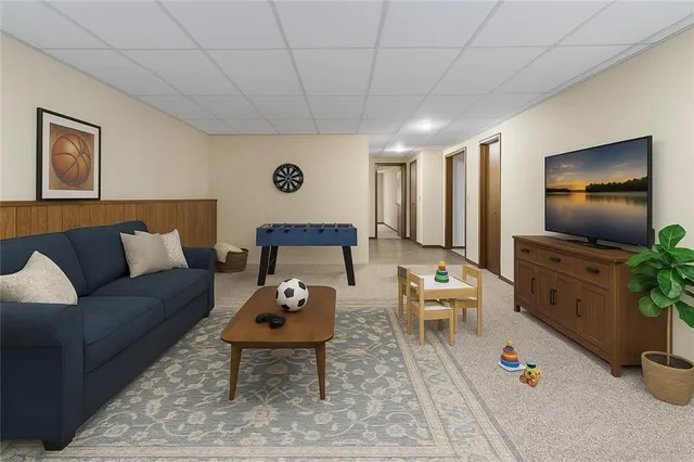 $525,000 | 2120 Pin Oak Drive, Liberty, MO 64068