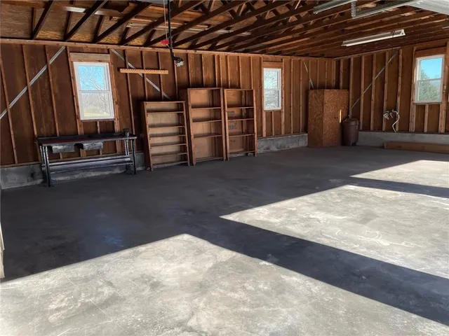 $525,000 | 2120 Pin Oak Drive, Liberty, MO 64068