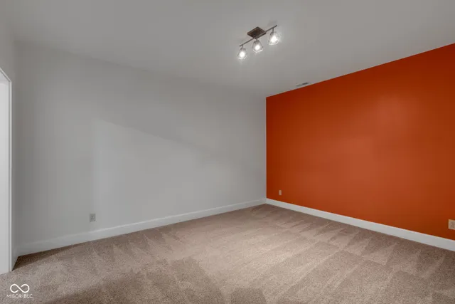 $5,500 | 11178 Ditch Road, Carmel, IN 46032