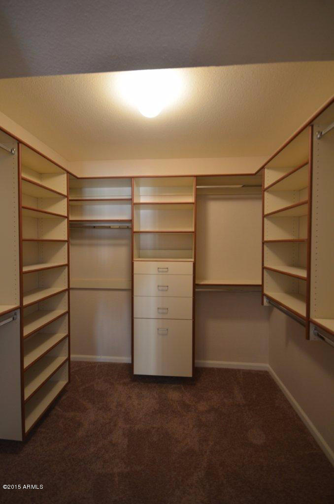 1843 East El Freda Road Tempe, AZ 85284 - Photo 16 of 23 Master Closet
